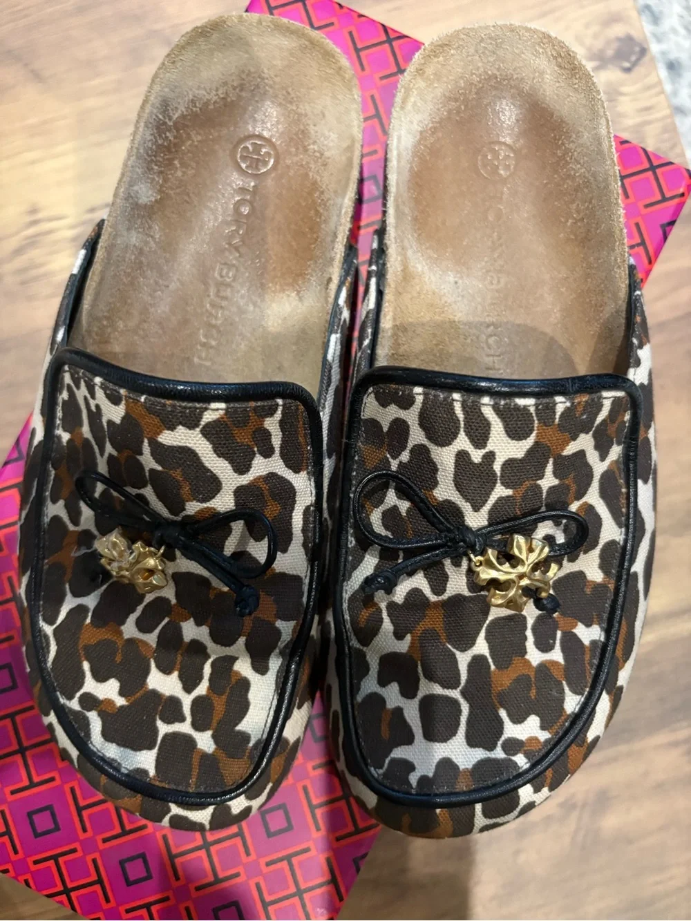 Tory Burch Tory Charm Leopard Canvas Mules Size 6.5